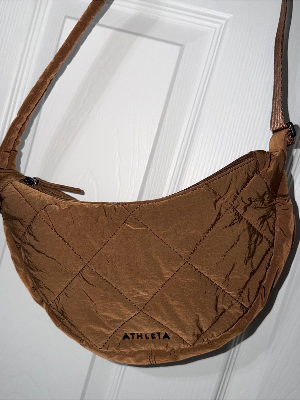 Athleta All About Quilted Crossbody Bag Walnut Quilt - Picture 2 of 5